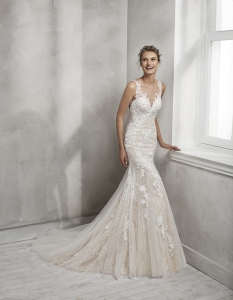 image brautkleid-luna-novias-2s126_1_hayden-jpg