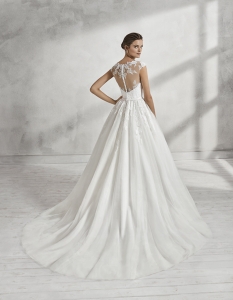 image brautkleid-luna-novias-2s147_3_henar-jpg